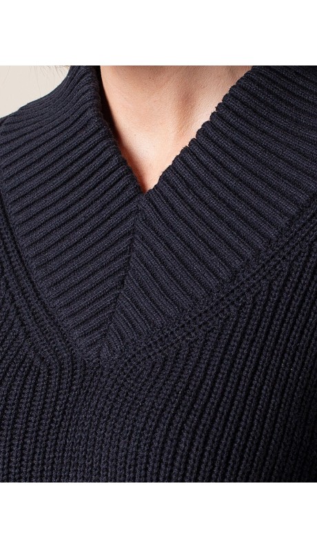 Шанна свитер черный