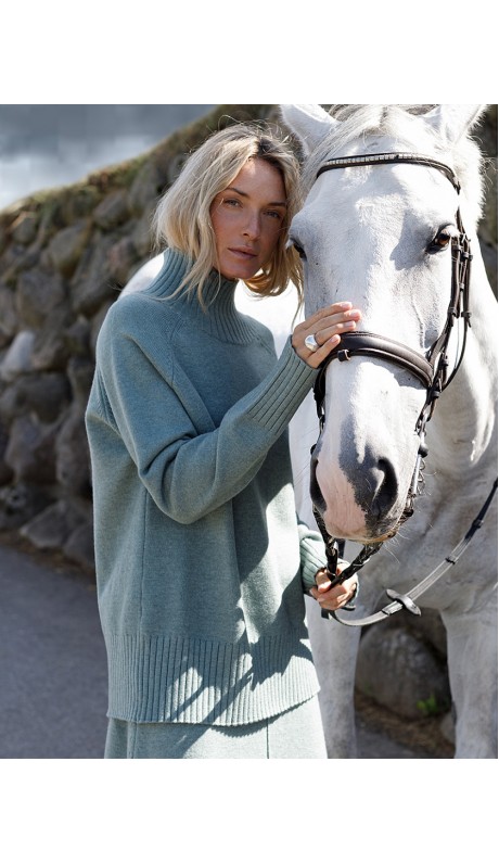 Ирдис свитер светло-оливковый меланж