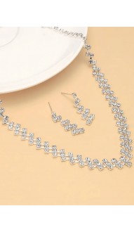 Украшение на шею колье ожерелье набор серебро