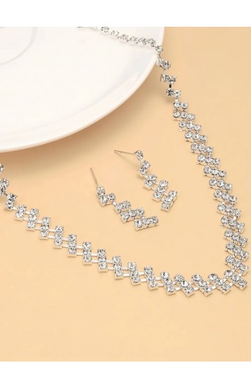 Украшение на шею колье ожерелье набор серебро Украшение на шею колье ожерелье набор серебро