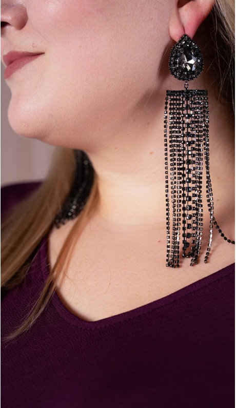 Серьги длинные черные с камнями новогодние
