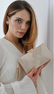 Элира клатч бежевый