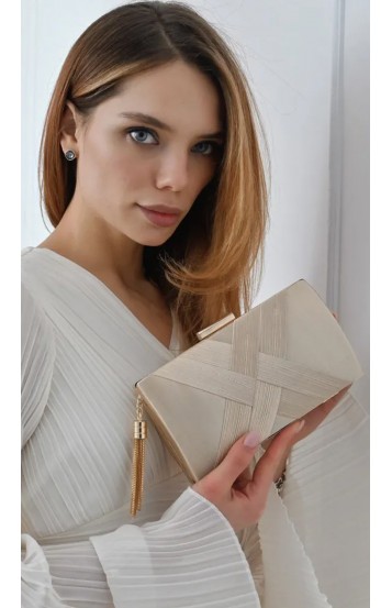 Элира клатч бежевый
